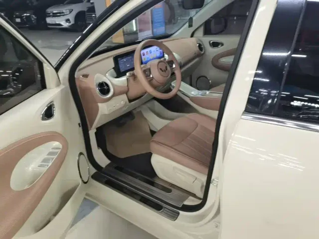 Wuling Bingo — Фото автомобиля 14