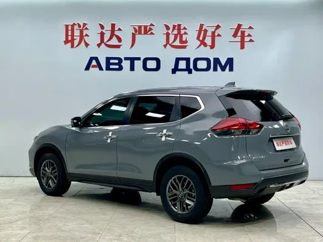 Nissan X-Trail — Фото автомобиля 5