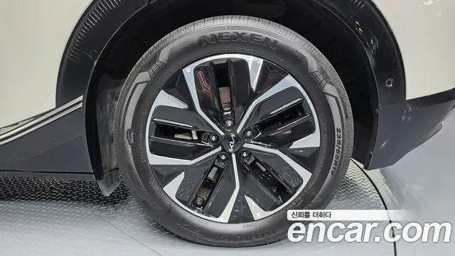 Kia EV6 — Фото автомобиля 20
