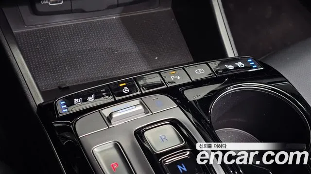 Hyundai Tucson Tucson (NX4) Дизель 2.0 2WD — Фото автомобиля 25