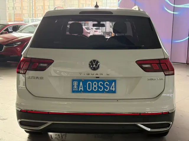 Volkswagen Tiguan L — Фото автомобиля 6