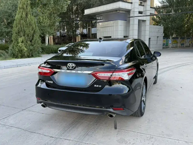 Toyota Camry — Фото автомобиля 8