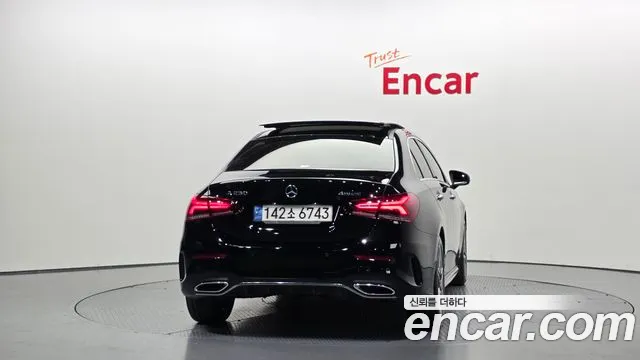 Mercedes-Benz A-Class — Фото автомобиля 4