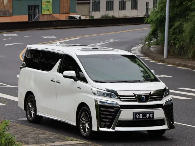 Toyota Vellfire — Фото автомобиля 3
