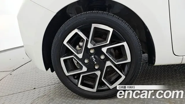 Kia RAY Новый Kia Ray Prestige — Фото автомобиля 5