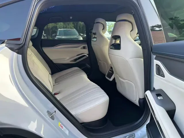BYD Song L EV — Фото автомобиля 11