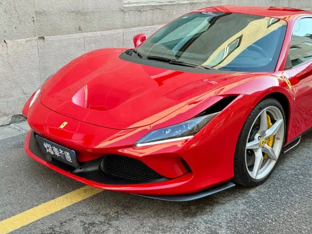 Ferrari F8 — Фото автомобиля 18
