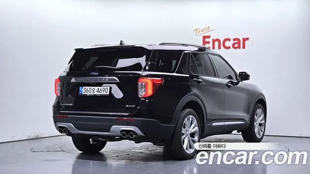 Ford Explorer Explorer 6 поколение 3.0 Platinum 4WD — Фото автомобиля 2