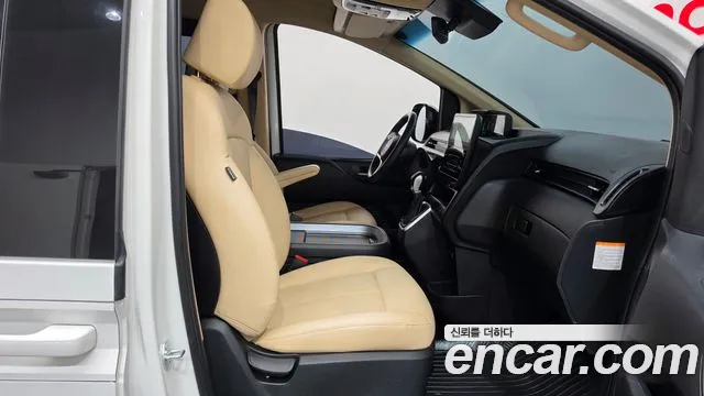 Hyundai Staria Staria — Фото автомобиля 23