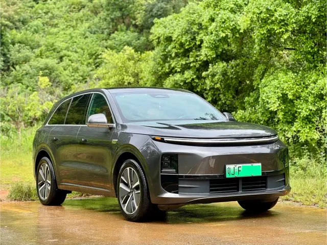 Li Auto L6 — Фото автомобиля 3