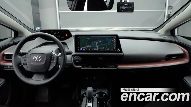 Toyota Prius — Фото автомобиля 3