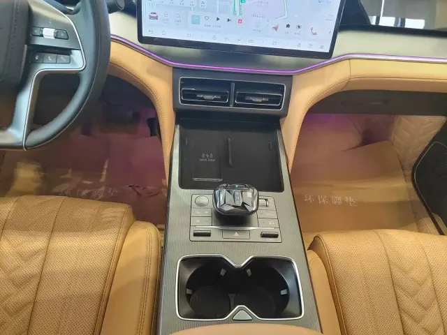 BYD Song L DM-i — Фото автомобиля 9