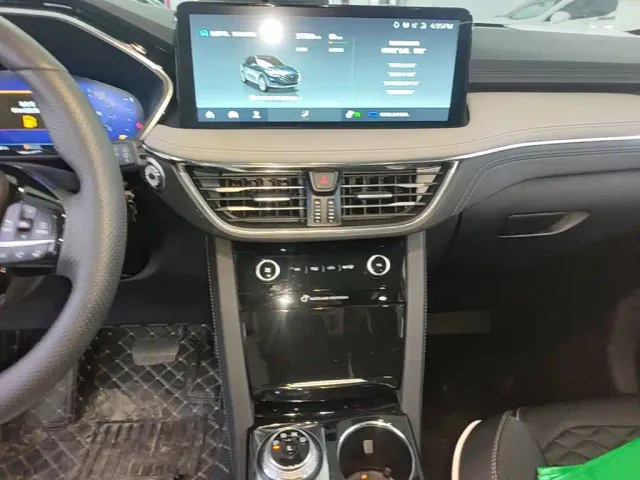 Ford Escape — Фото автомобиля 12