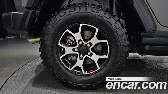 Jeep Wrangler JL — Фото автомобиля 20