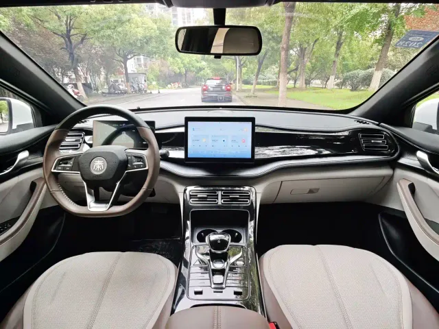 BYD Qin PLUS — Фото автомобиля 7