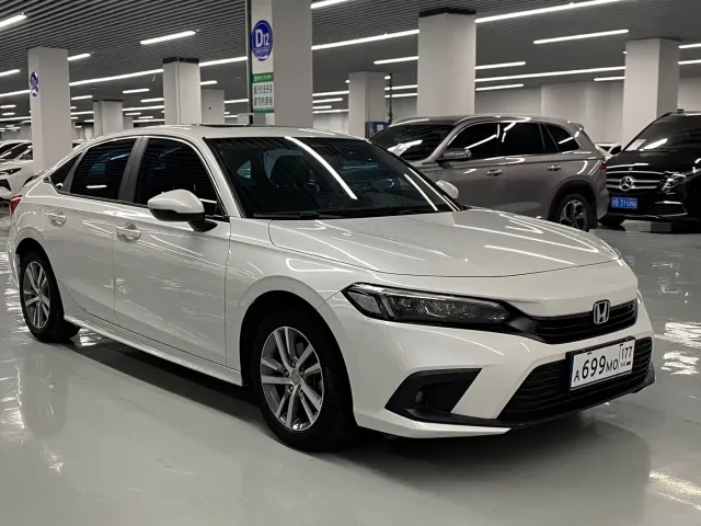 Honda Civic — Фото автомобиля 3