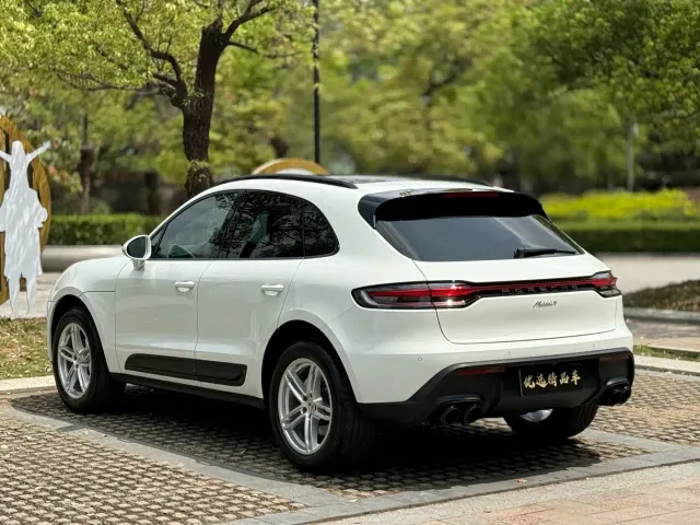 Porsche Macan — Фото автомобиля 19