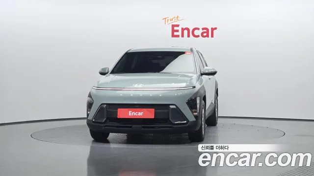 Hyundai Kona Kona (SX2) Бензин 1.6 турбо 2WD — Фото автомобиля 3