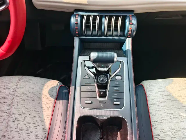 BYD Yuan PLUS — Фото автомобиля 10
