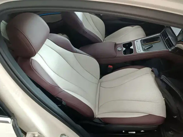 BYD Seal 07 DM-i — Фото автомобиля 24