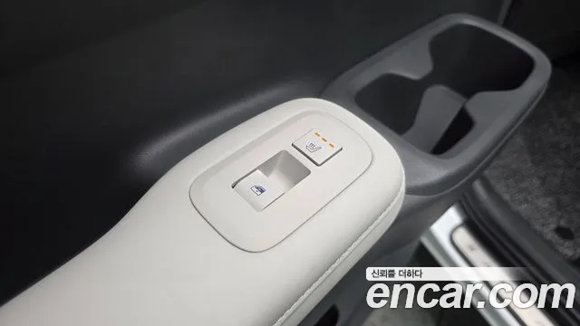Hyundai Santa Fe MX5 — Фото автомобиля 29