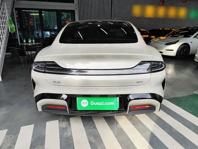 Xiaomi SU7 — Фото автомобиля 5