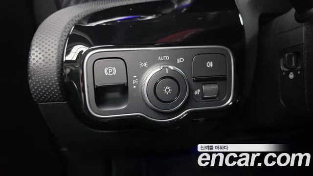 Mercedes-Benz A-Class — Фото автомобиля 26