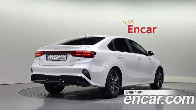 Kia K3 Generation 2 — Фото автомобиля 2