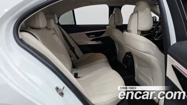 Mercedes-Benz E-Class W214 — Фото автомобиля 17