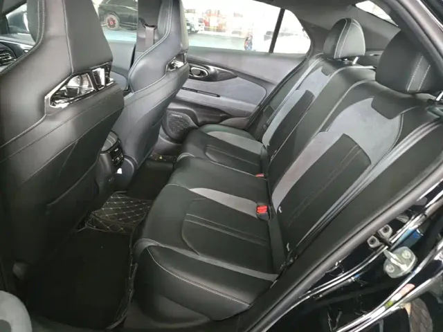 GAC Trumpchi Emkoo — Фото автомобиля 16