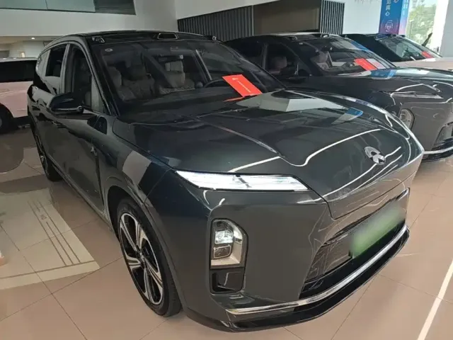Nio ES8 — Фото автомобиля 3