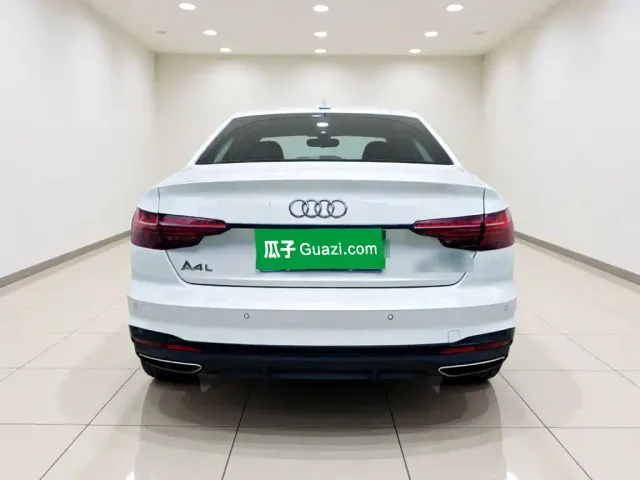 Audi A4L — Фото автомобиля 5