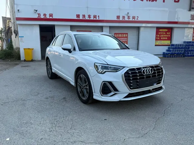 Audi Q3 — Фото автомобиля 2