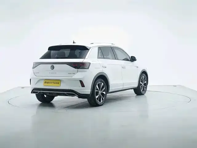 Volkswagen T-Roc — Фото автомобиля 7