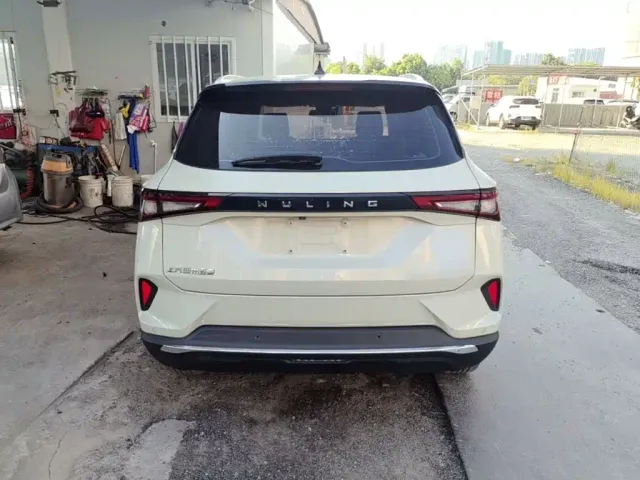 Wuling Asta — Фото автомобиля 5