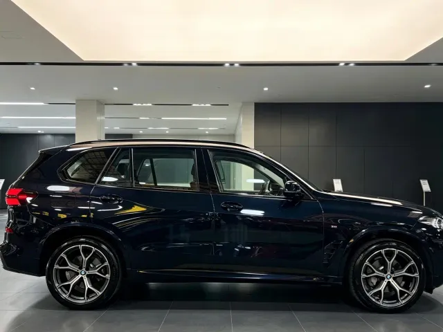 BMW X5 — Фото автомобиля 6
