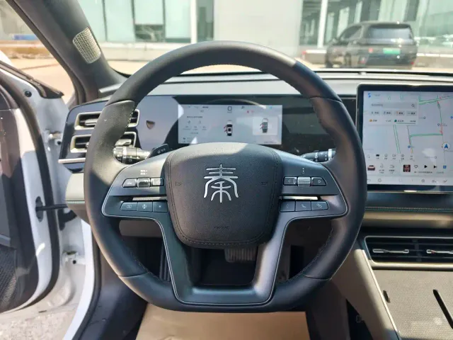 BYD Qin L — Фото автомобиля 13