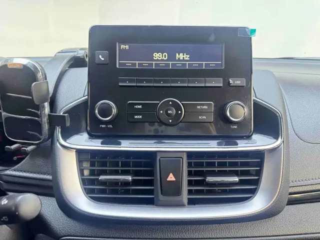 Toyota YARiS L Zhi Xuan — Фото автомобиля 12