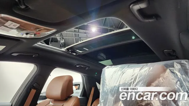 Genesis GV70 — Фото автомобиля 18