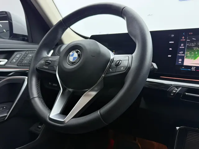 BMW X1 — Фото автомобиля 14