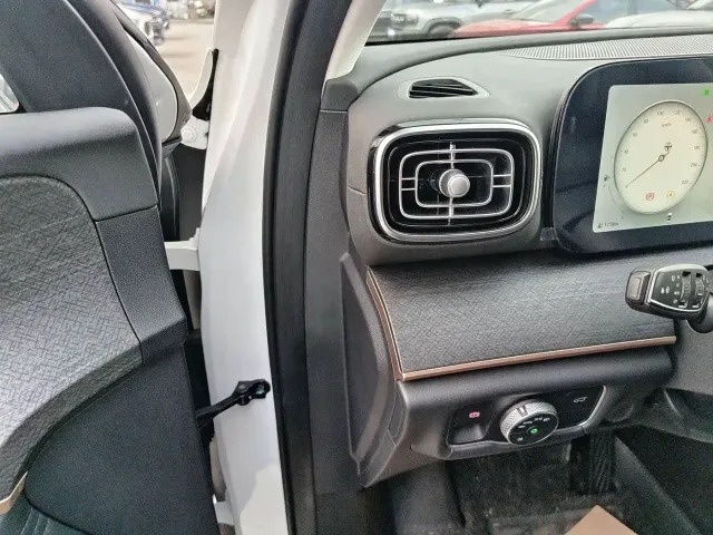 Chery Tiggo 9 — Фото автомобиля 18