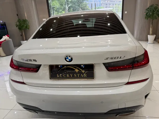 BMW 3 Series — Фото автомобиля 6