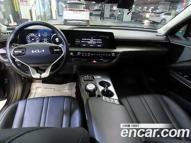 Kia K8 — Фото автомобиля 10