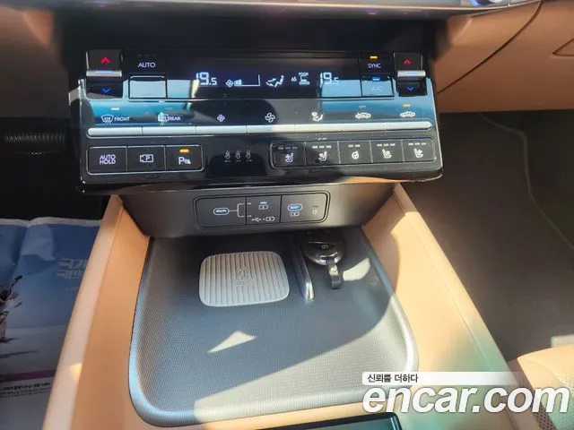 Hyundai Grandeur GN7 — Фото автомобиля 11