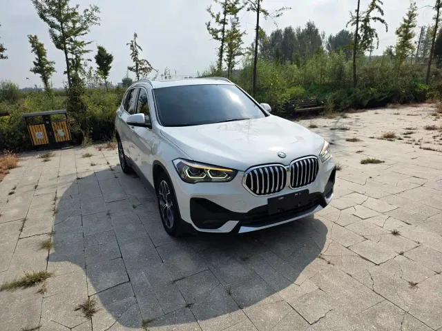 BMW X1 — Фото автомобиля 3