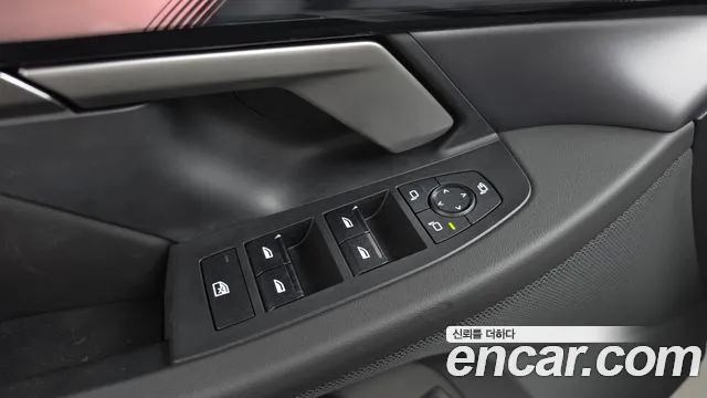 BMW 5-Series — Фото автомобиля 25
