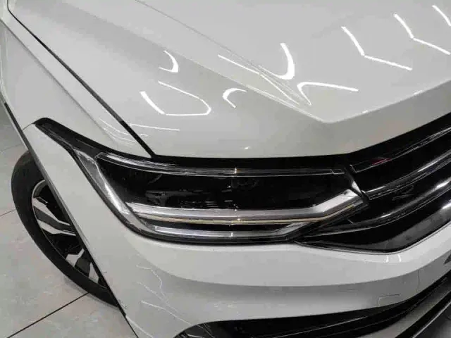 Volkswagen Tiguan L — Фото автомобиля 8