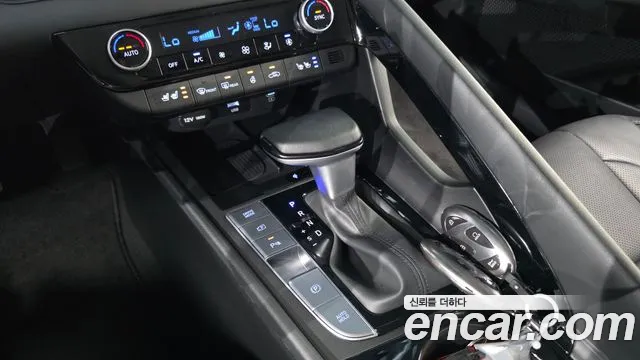 Hyundai Avante CN7 — Фото автомобиля 12