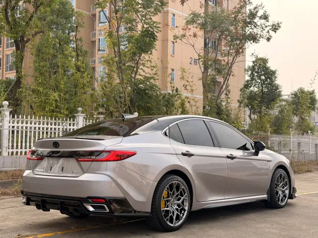 Toyota Camry — Фото автомобиля 9