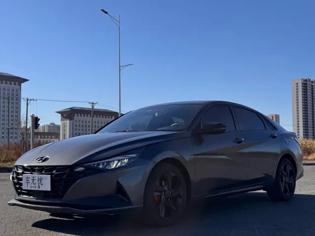 Hyundai Elantra — Фото автомобиля 7